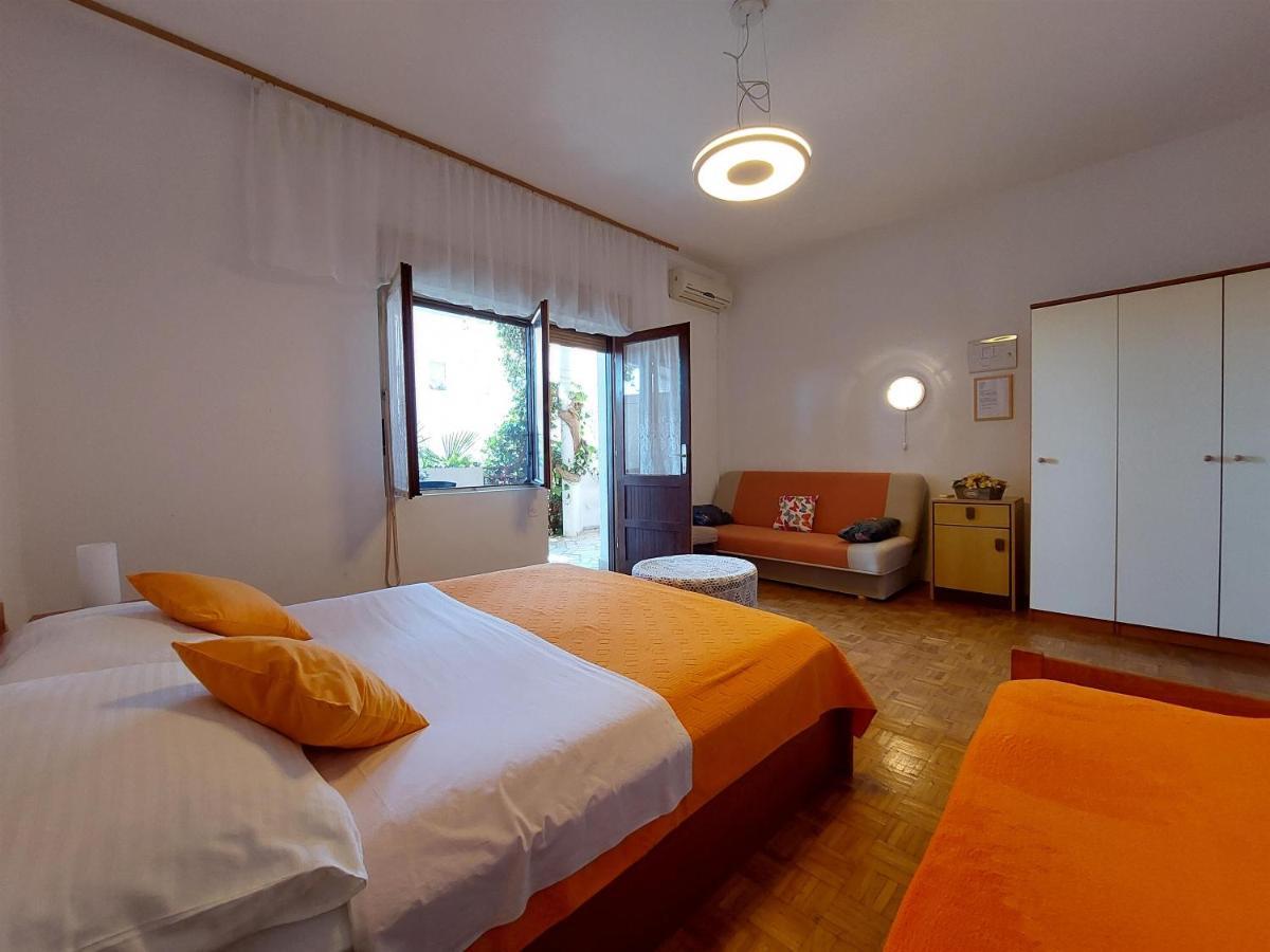 קריקווניצה Apartments Faran מראה חיצוני תמונה