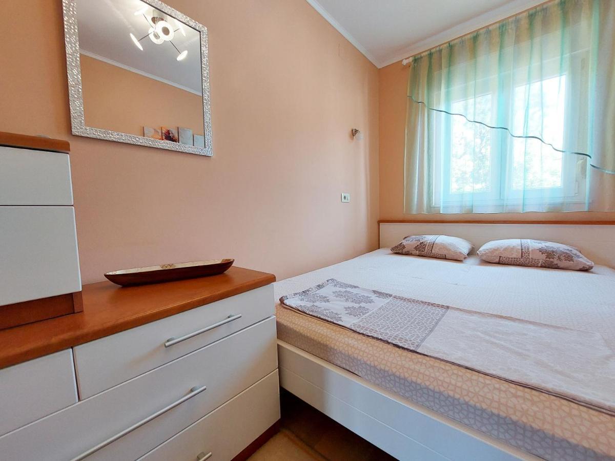 קריקווניצה Apartments Faran מראה חיצוני תמונה